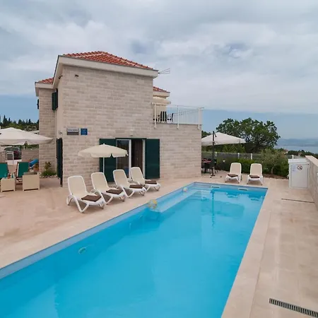 Pool Villa Dino * Postira